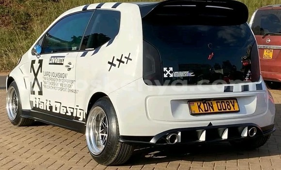 Nunua Ilio tumika Volkswagen up! Nyeupe Gari ndani ya Busia nchini West Kenya Nunua Ilio tumika Volkswagen up! Nyeupe Gari ndani ya Busia nchini West Kenya