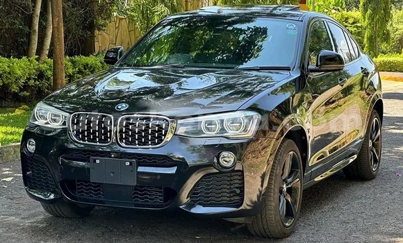 Nunua Ilio tumika BMW X4 Nyeusi Gari ndani ya Bomet nchini Bonde la Ufafanuzi Nunua Ilio tumika BMW X4 Nyeusi Gari ndani ya Bomet nchini Bonde la Ufafanuzi