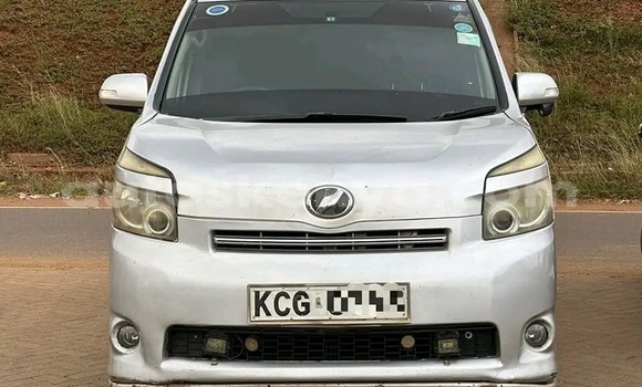 Nunua Ilio tumika Toyota Voxy Nyingine Gari ndani ya Bute nchini Kaskazini Mashariki mwa Kenya Nunua Ilio tumika Toyota Voxy Nyingine Gari ndani ya Bute nchini Kaskazini Mashariki mwa Kenya