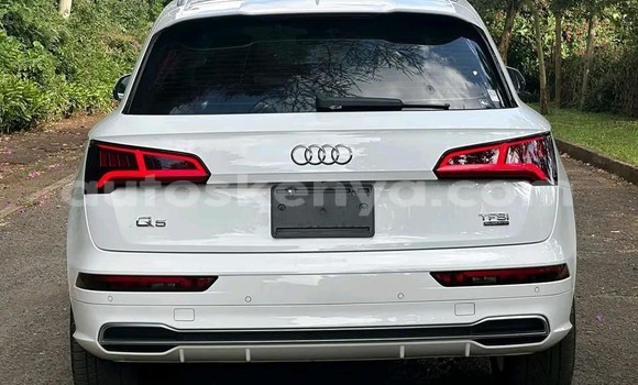 Nunua Ilio tumika Audi Q5 Nyeupe Gari ndani ya Busia nchini West Kenya Nunua Ilio tumika Audi Q5 Nyeupe Gari ndani ya Busia nchini West Kenya