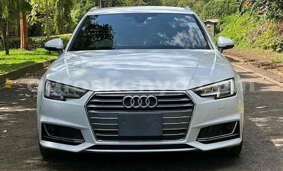 Oofamaa Audi Q8 Other Makiinaa iti Chuka keessatti East Kenya keessatti