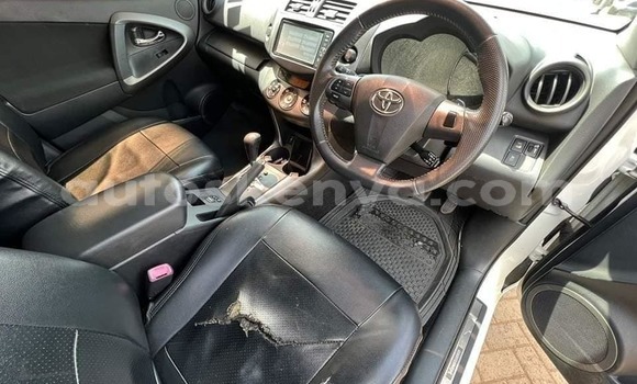 Nunua Ilio tumika Toyota Vanguard Nyeupe Gari ndani ya Bungoma nchini West Kenya Nunua Ilio tumika Toyota Vanguard Nyeupe Gari ndani ya Bungoma nchini West Kenya
