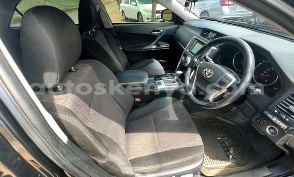 Nunua Ilio tumika Toyota Mark X Nyeusi Gari ndani ya Bomet nchini Bonde la Ufafanuzi Nunua Ilio tumika Toyota Mark X Nyeusi Gari ndani ya Bomet nchini Bonde la Ufafanuzi