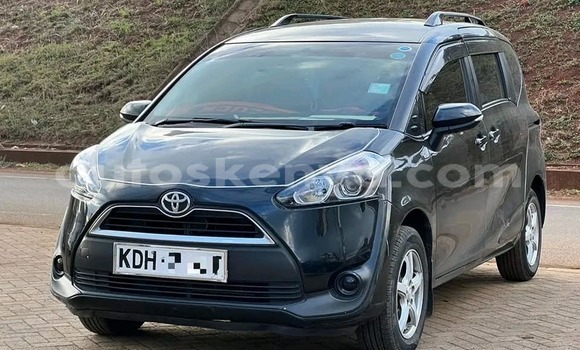 Nunua Ilio tumika Toyota Sienta Nyeusi Gari ndani ya Bomet nchini Bonde la Ufafanuzi