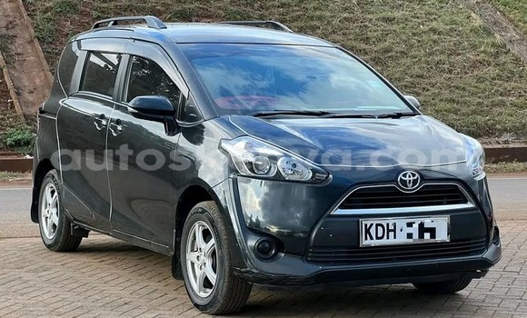 Nunua Ilio tumika Toyota Sienta Nyeusi Gari ndani ya Bomet nchini Bonde la Ufafanuzi Nunua Ilio tumika Toyota Sienta Nyeusi Gari ndani ya Bomet nchini Bonde la Ufafanuzi