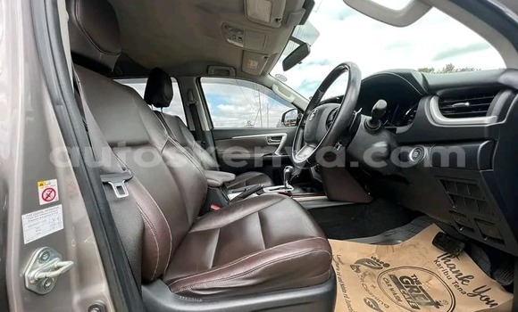 Nunua Ilio tumika Toyota Fortuner Nyingine Gari ndani ya Bura nchini Kaskazini Mashariki mwa Kenya Nunua Ilio tumika Toyota Fortuner Nyingine Gari ndani ya Bura nchini Kaskazini Mashariki mwa Kenya