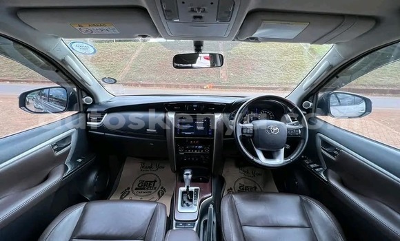 Nunua Ilio tumika Toyota Fortuner Nyingine Gari ndani ya Bura nchini Kaskazini Mashariki mwa Kenya Nunua Ilio tumika Toyota Fortuner Nyingine Gari ndani ya Bura nchini Kaskazini Mashariki mwa Kenya