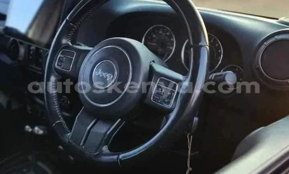 Nunua Ilio tumika Jeep Wrangler Nyeupe Gari ndani ya Bomet nchini Bonde la Ufafanuzi Nunua Ilio tumika Jeep Wrangler Nyeupe Gari ndani ya Bomet nchini Bonde la Ufafanuzi