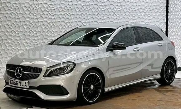 Oofamaa MercedesβBenz A-klasse AMG Silver Makiinaa iti Nairobi keessatti Nairobi keessatti Oofamaa MercedesβBenz A-klasse AMG Silver Makiinaa iti Nairobi keessatti Nairobi keessatti