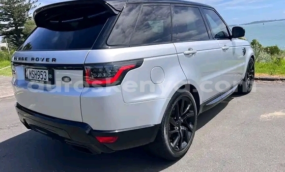 Oofamaa Land Rover Range Rover Sport Silver Makiinaa iti Nairobi keessatti Nairobi keessatti Oofamaa Land Rover Range Rover Sport Silver Makiinaa iti Nairobi keessatti Nairobi keessatti