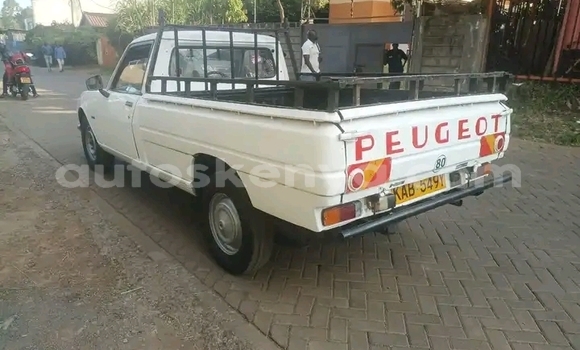 Buy Used Peugeot 504 White Car in Nairobi in Nairobi Buy Used Peugeot 504 White Car in Nairobi in Nairobi