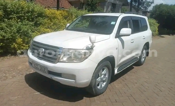 Buy Used Toyota Land Cruiser White Car in Nairobi in Nairobi Buy Used Toyota Land Cruiser White Car in Nairobi in Nairobi