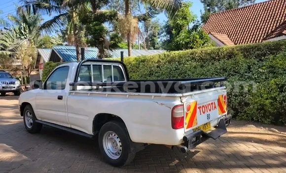 Buy Used Toyota Hilux White Car in Nairobi in Nairobi Buy Used Toyota Hilux White Car in Nairobi in Nairobi