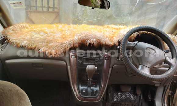 Buy Used Toyota Harrier Beige Car in Nairobi in Nairobi Buy Used Toyota Harrier Beige Car in Nairobi in Nairobi