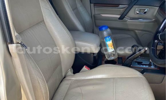 Buy Used Mitsubishi Pajero Other Car in El Wak in Northeast Kenya Buy Used Mitsubishi Pajero Other Car in El Wak in Northeast Kenya