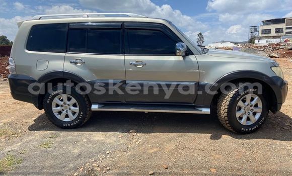 Buy Used Mitsubishi Pajero Other Car in El Wak in Northeast Kenya Buy Used Mitsubishi Pajero Other Car in El Wak in Northeast Kenya