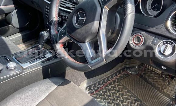 Buy Used Mercedes-Benz C-Classe White Car in Busia in West Kenya Buy Used Mercedes-Benz C-Classe White Car in Busia in West Kenya