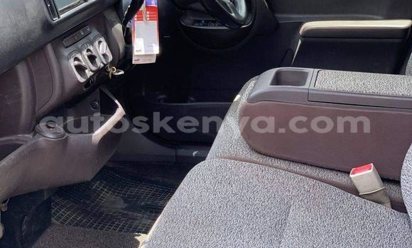 Oofamaa Toyota Passo Other Makiinaa iti Busia keessatti West Kenya keessatti Oofamaa Toyota Passo Other Makiinaa iti Busia keessatti West Kenya keessatti