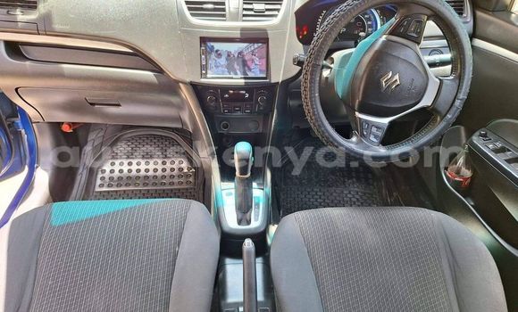 Oofamaa Suzuki Swift Blue Makiinaa iti Busia keessatti West Kenya keessatti Oofamaa Suzuki Swift Blue Makiinaa iti Busia keessatti West Kenya keessatti