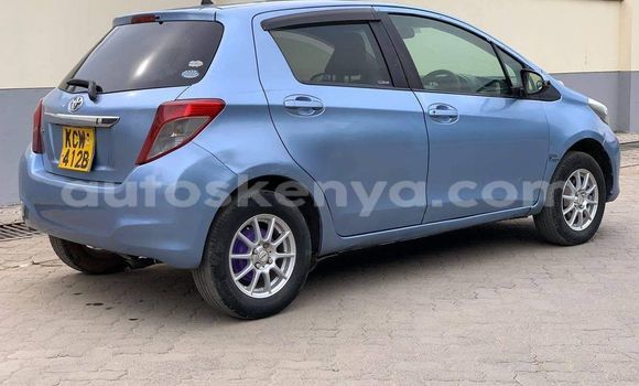 Oofamaa Toyota Vitz Blue Makiinaa iti Bungoma keessatti West Kenya keessatti Oofamaa Toyota Vitz Blue Makiinaa iti Bungoma keessatti West Kenya keessatti