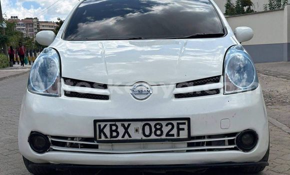 Oofamaa Nissan Note White Makiinaa iti Bungoma keessatti West Kenya keessatti Oofamaa Nissan Note White Makiinaa iti Bungoma keessatti West Kenya keessatti