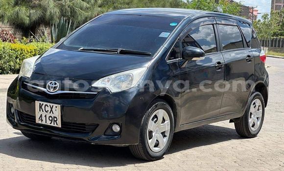 Oofamaa Toyota Ractis Black Makiinaa iti Bute keessatti Northeast Kenya keessatti Oofamaa Toyota Ractis Black Makiinaa iti Bute keessatti Northeast Kenya keessatti