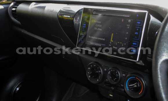 Nunua Ilio tumika Toyota Hilux Nyeupe Gari ndani ya Nairobi nchini Nairobi Nunua Ilio tumika Toyota Hilux Nyeupe Gari ndani ya Nairobi nchini Nairobi