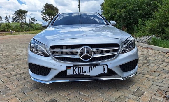 Buy Used Mercedes-Benz C250 coupe Other Car in Nairobi in Nairobi Buy Used Mercedes-Benz C250 coupe Other Car in Nairobi in Nairobi