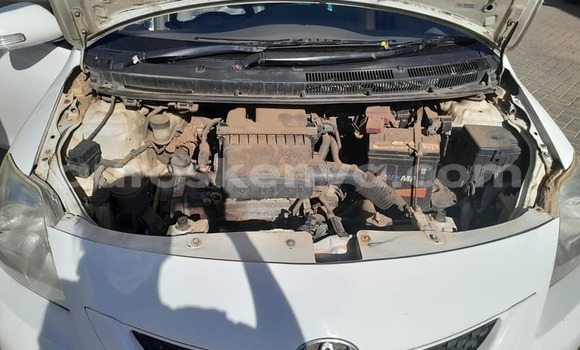 Nunua Ilio tumika Toyota Belta Nyingine Gari ndani ya Nairobi nchini Nairobi