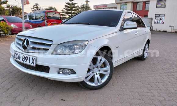 Buy Used Mercedes‒Benz KOMPRESSOR White Car in Nairobi in Nairobi Buy Used Mercedes‒Benz KOMPRESSOR White Car in Nairobi in Nairobi