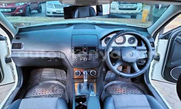 Buy Used Mercedes‒Benz KOMPRESSOR White Car in Nairobi in Nairobi Buy Used Mercedes‒Benz KOMPRESSOR White Car in Nairobi in Nairobi