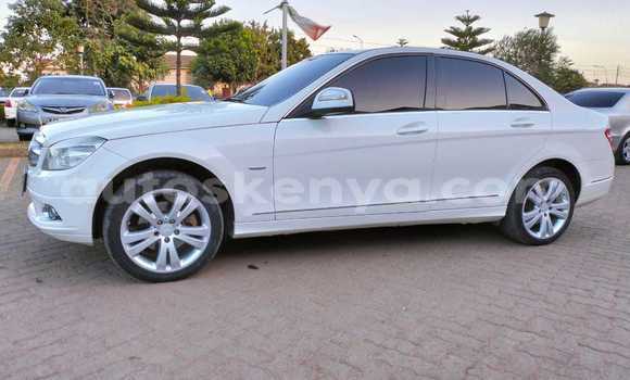 Buy Used Mercedes‒Benz KOMPRESSOR White Car in Nairobi in Nairobi Buy Used Mercedes‒Benz KOMPRESSOR White Car in Nairobi in Nairobi