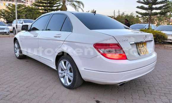 Buy Used Mercedes‒Benz KOMPRESSOR White Car in Nairobi in Nairobi Buy Used Mercedes‒Benz KOMPRESSOR White Car in Nairobi in Nairobi