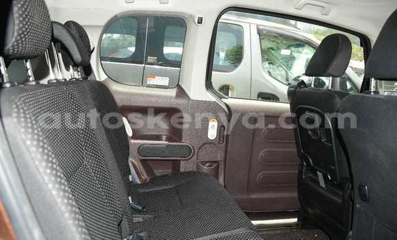 Buy Used Toyota Porte Other Car in Busia in West Kenya Buy Used Toyota Porte Other Car in Busia in West Kenya