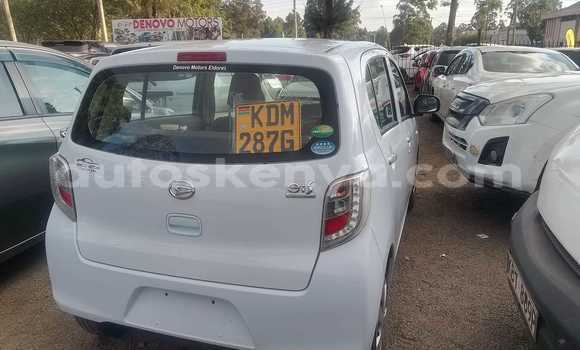 Buy Used Daihatsu Mira White Car in Busia in West Kenya Buy Used Daihatsu Mira White Car in Busia in West Kenya