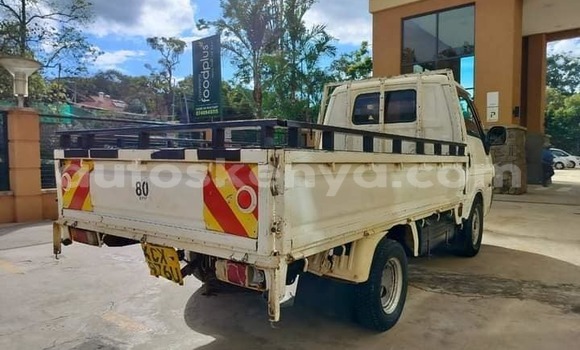 Buy Used Mazda Bongo White Car in Bura in Northeast Kenya Buy Used Mazda Bongo White Car in Bura in Northeast Kenya