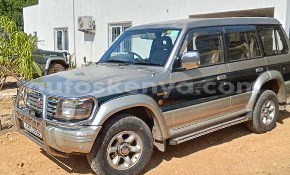 Buy Used Mitsubishi Pajero Beige Car in Mombasa in Coastal Kenya