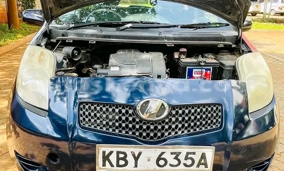 Nunua Ilio tumika Toyota Vitz Bluu Gari ndani ya Nairobi nchini Nairobi Nunua Ilio tumika Toyota Vitz Bluu Gari ndani ya Nairobi nchini Nairobi