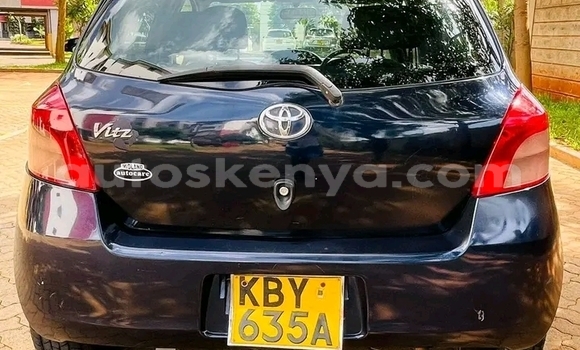 Oofamaa Toyota Vitz Blue Makiinaa iti Nairobi keessatti Nairobi keessatti Oofamaa Toyota Vitz Blue Makiinaa iti Nairobi keessatti Nairobi keessatti