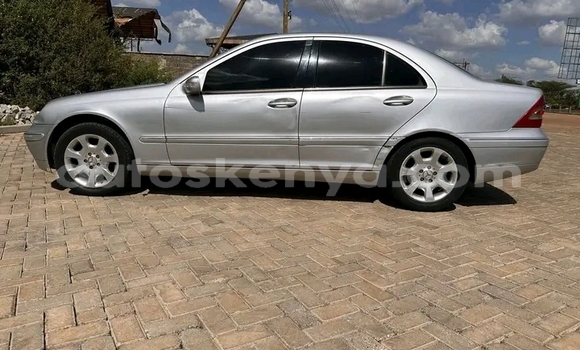 Oofamaa Mercedes‒Benz C–Class Other Makiinaa iti Nairobi keessatti Nairobi keessatti Oofamaa Mercedes‒Benz C–Class Other Makiinaa iti Nairobi keessatti Nairobi keessatti