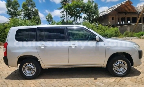 Oofamaa Toyota Succeed Silver Makiinaa iti Nairobi keessatti Nairobi keessatti Oofamaa Toyota Succeed Silver Makiinaa iti Nairobi keessatti Nairobi keessatti
