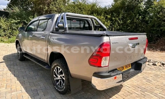 Nunua Ilio tumika Toyota Hilux Nyingine Gari ndani ya Nairobi nchini Nairobi Nunua Ilio tumika Toyota Hilux Nyingine Gari ndani ya Nairobi nchini Nairobi