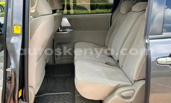 Oofamaa Toyota Noah Other Makiinaa iti Nairobi keessatti Nairobi keessatti Oofamaa Toyota Noah Other Makiinaa iti Nairobi keessatti Nairobi keessatti