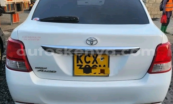 Nunua Ilio tumika Toyota Axio Nyeupe Gari ndani ya Nairobi nchini Nairobi