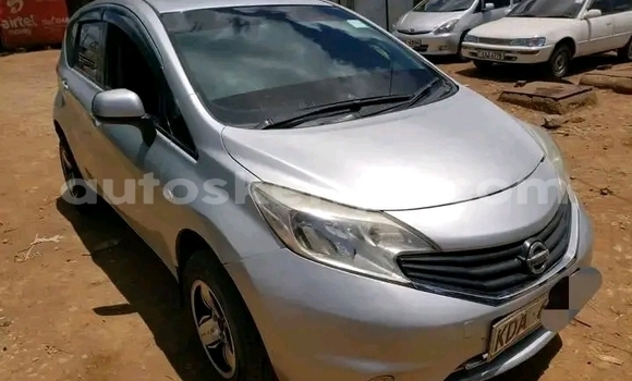 Oofamaa Nissan Note Silver Makiinaa iti Nairobi keessatti Nairobi keessatti Oofamaa Nissan Note Silver Makiinaa iti Nairobi keessatti Nairobi keessatti