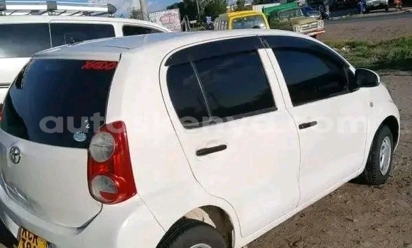 Oofamaa Toyota Passo White Makiinaa iti Nairobi keessatti Nairobi keessatti Oofamaa Toyota Passo White Makiinaa iti Nairobi keessatti Nairobi keessatti