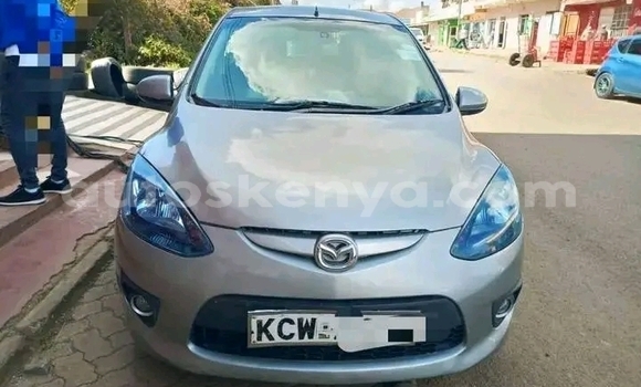 Oofamaa Mazda Demio Beige Makiinaa iti Nairobi keessatti Nairobi keessatti Oofamaa Mazda Demio Beige Makiinaa iti Nairobi keessatti Nairobi keessatti