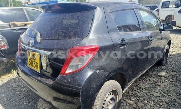 Oofamaa Toyota Vitz Other Makiinaa iti Bissil keessatti Nairobi keessatti Oofamaa Toyota Vitz Other Makiinaa iti Bissil keessatti Nairobi keessatti