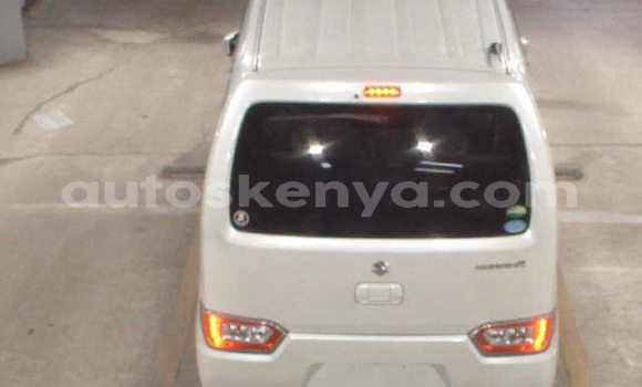 Buy New Suzuki Wagon R+ White Car in Mombasa in Coastal Kenya Buy New Suzuki Wagon R+ White Car in Mombasa in Coastal Kenya