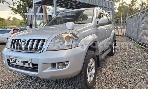 Oofamaa Toyota Land Cruiser Prado Other Makiinaa iti Nairobi keessatti Nairobi keessatti Oofamaa Toyota Land Cruiser Prado Other Makiinaa iti Nairobi keessatti Nairobi keessatti